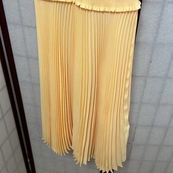 NWT NANETTE LEOPORE PALE DAFFODIL PLEATED SMOCK NECK DRESS SIZE 10 - Picture 4 of 9